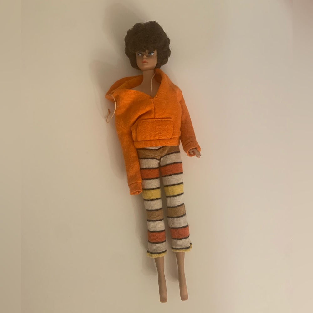 Vintage BARBIE 1960s Bubble Cut Barbie - 1962 Midge
